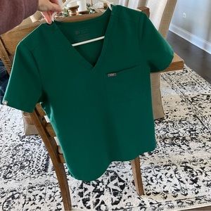 Figs Catarina scrub top hunter green size XS